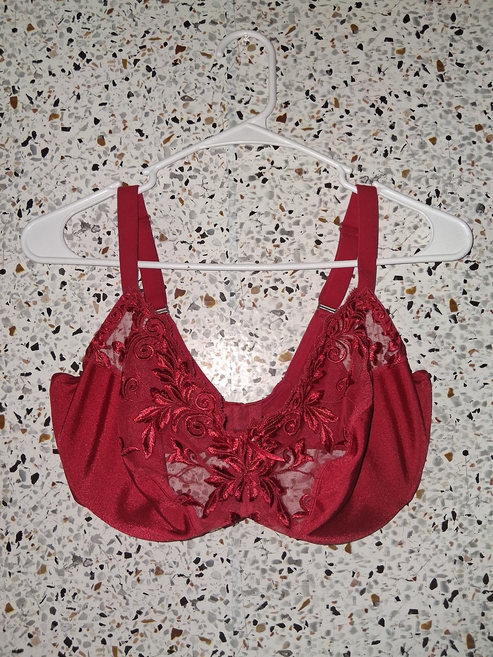Soma Minimizer Bra Size 36DDD Red Lace Accent No Padding With Wires